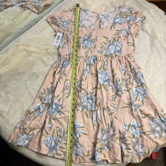 Aritzia Talula Womens Small Bayberry Blush Pink Floral Babydoll Mini Dress Rayon - Picture 9 of 9